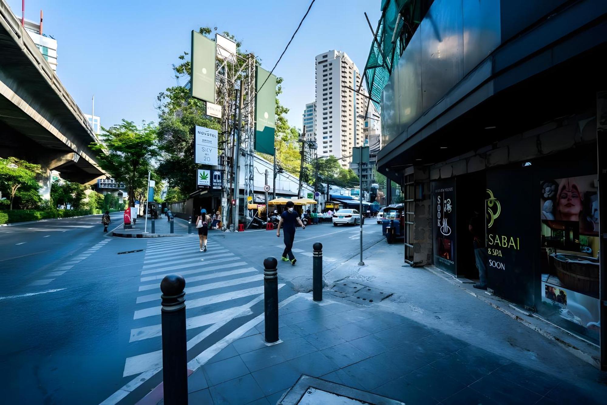 Go Inn Sukhumvit Soi 20 Bts Asok Бангкок Екстер'єр фото